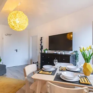 Apartment 1 Schulterblatt-apartments For 6 